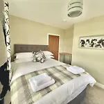Lakeway בית נופש *